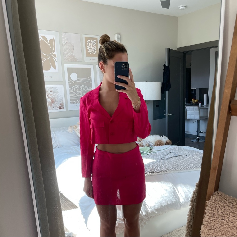 Reformation Pink Elton Blazer and Miniskirt set, Size 6.